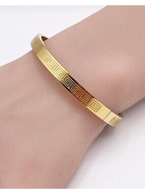 Gold Tone Greek Key Hinged Bangle Bracelet